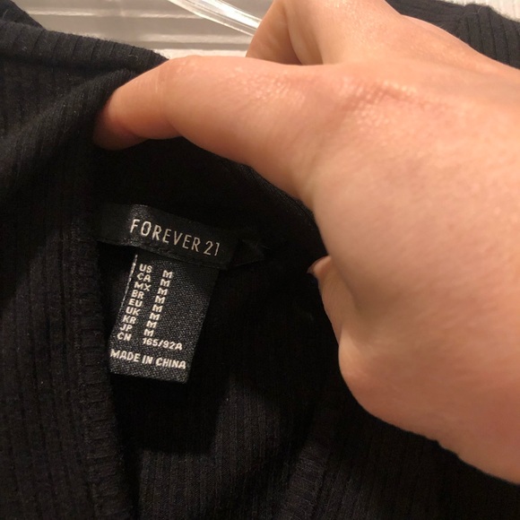 🌸BOGO🌸 Open shoulder bodysuit with opening on chest - Picture 3 of 6